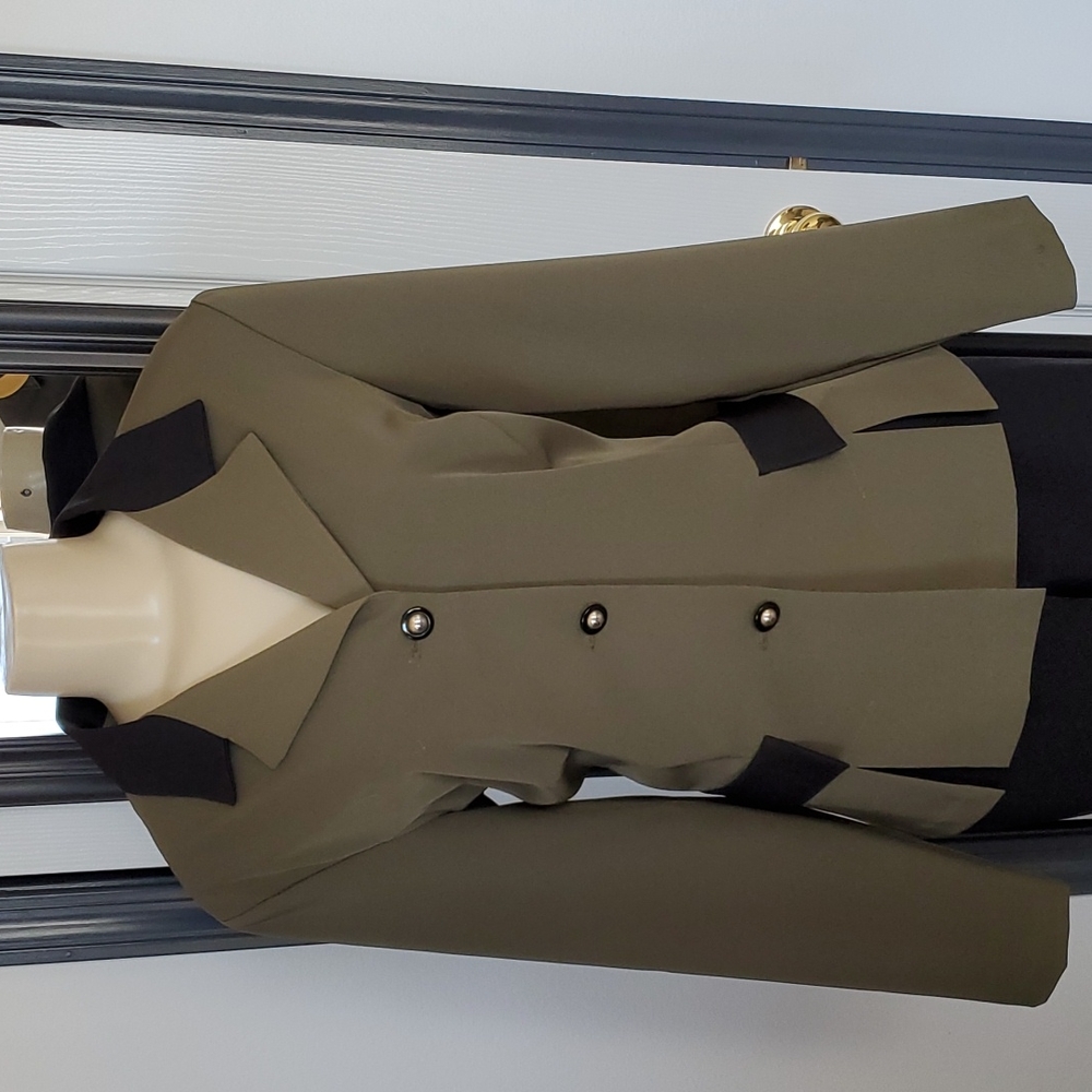 2 piece ladies set - olive green and black